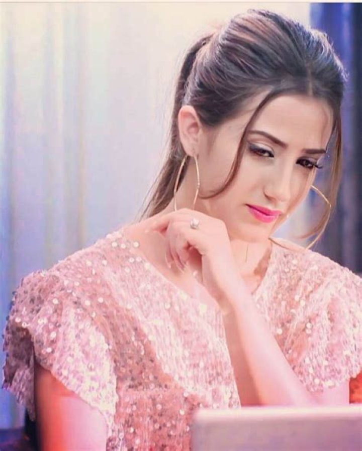 Alisha Panwar Wiki, Biography, Age, Sister, Husband & More