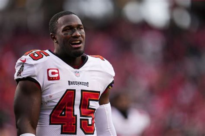 Cameron Brate contract, salary and net worth explored