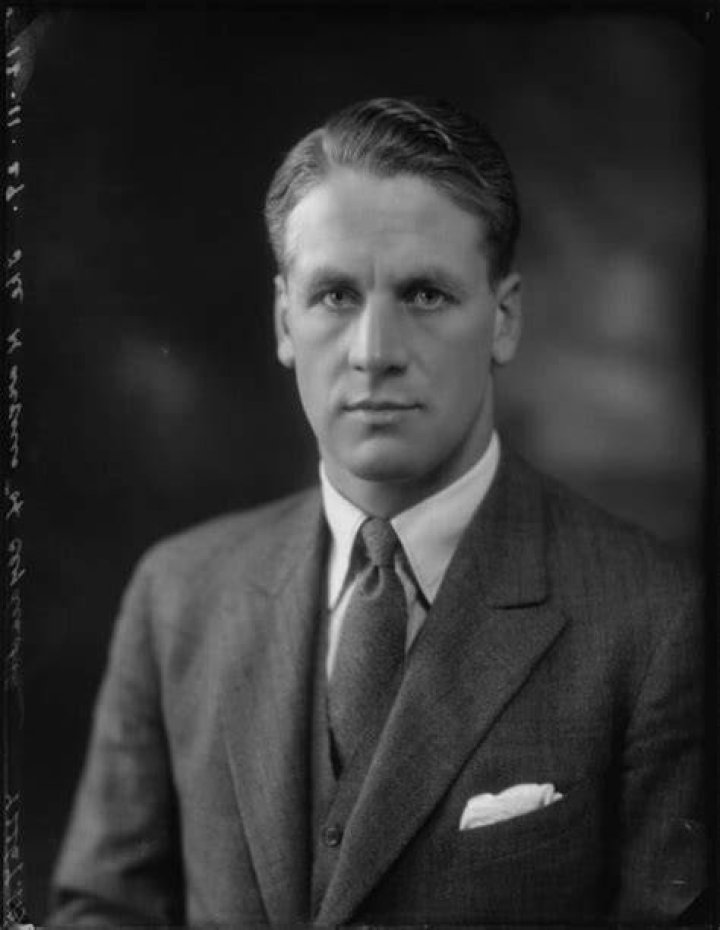 Douglas Douglas-Hamilton, 14th Duke of Hamilton