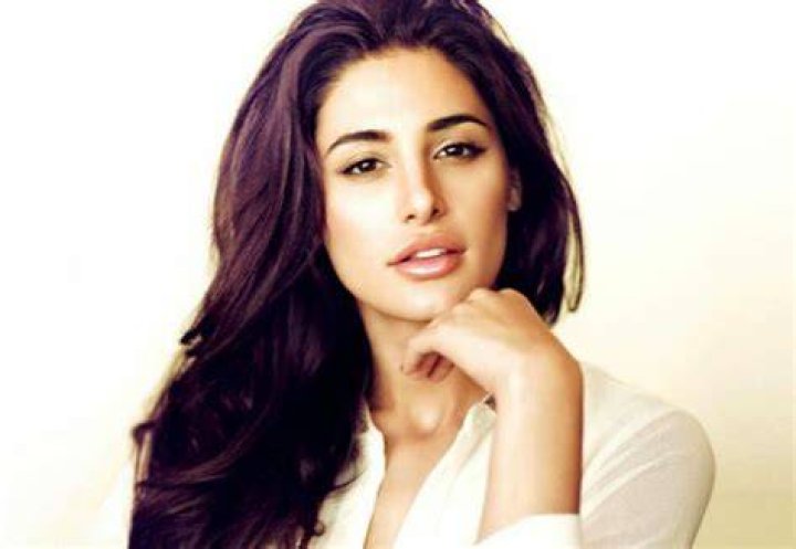 Nargis Fakhri Bra Size, Age, Weight, Height, Measurements