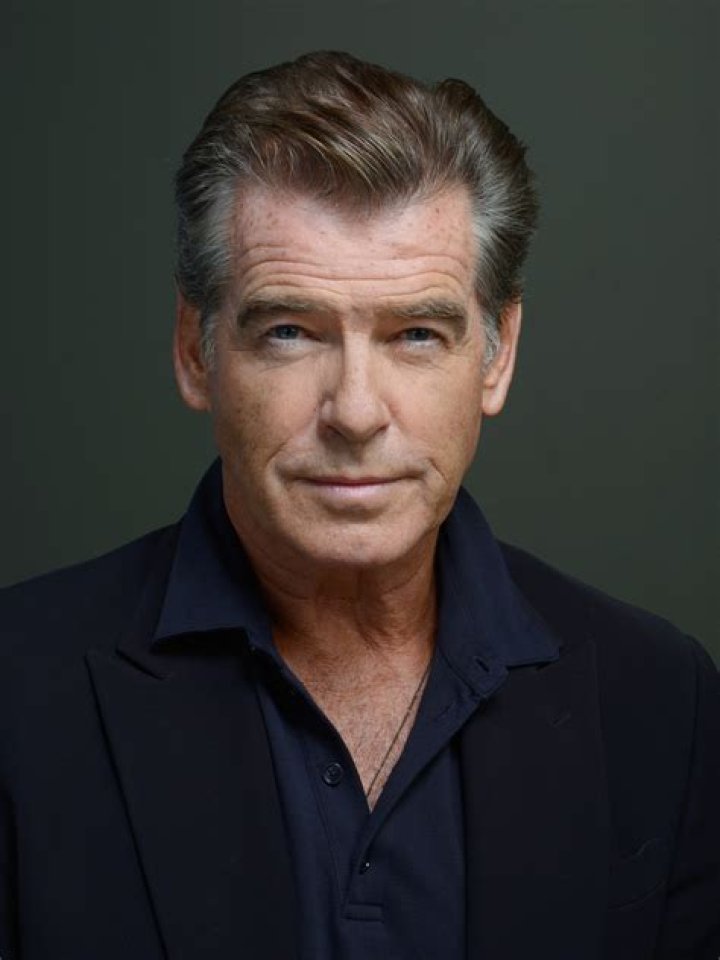 Pierce Brosnan Biography