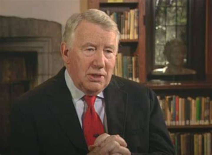 Robert MacNeil
