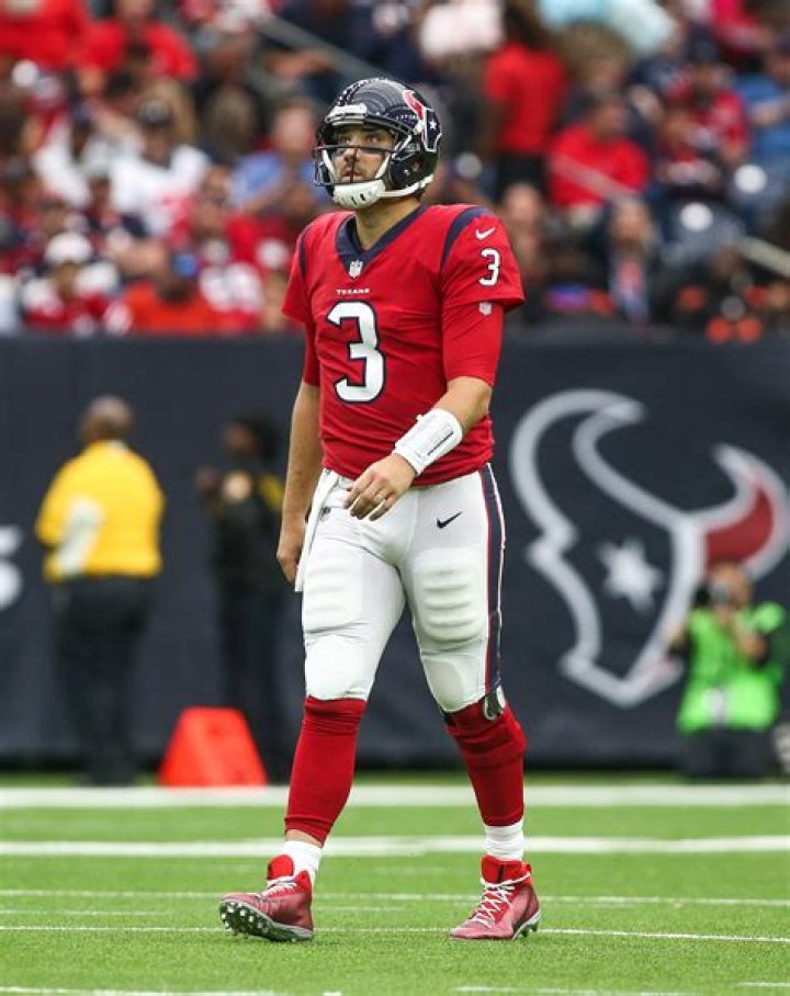 Tom Savage