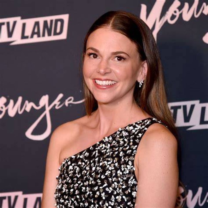 Who is Sutton Foster's ex husband?